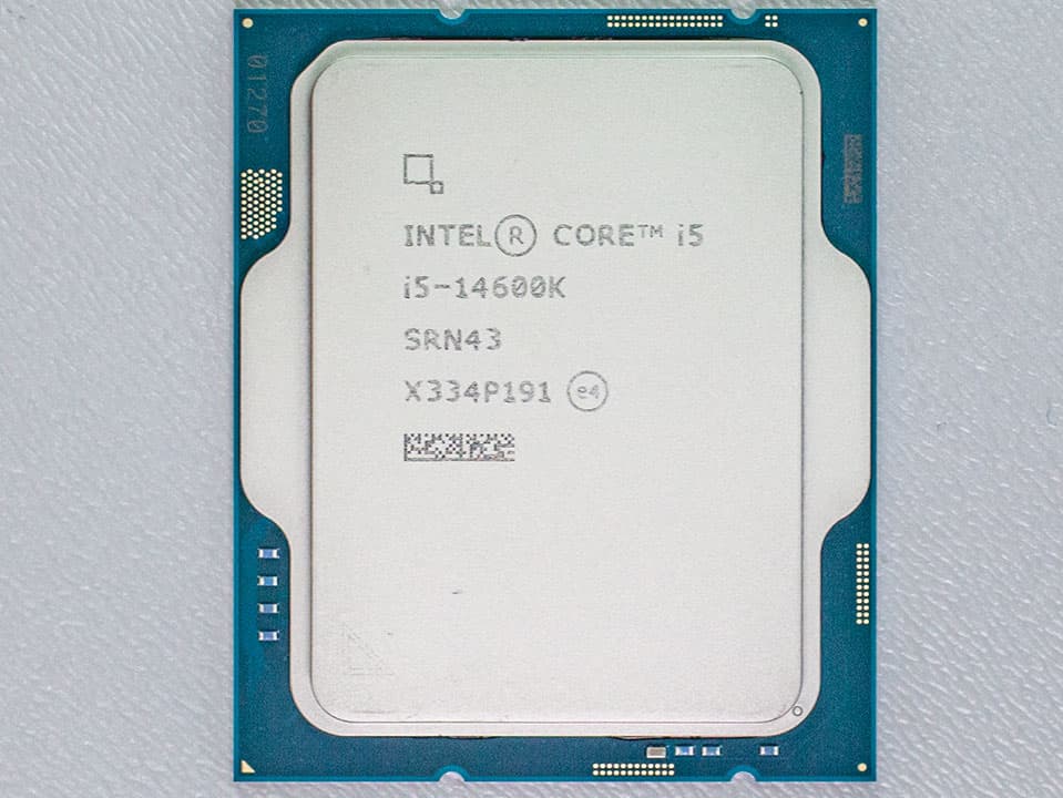 معالج Intel Core i5 14600K لمقبس LGA1700 من الأعلى