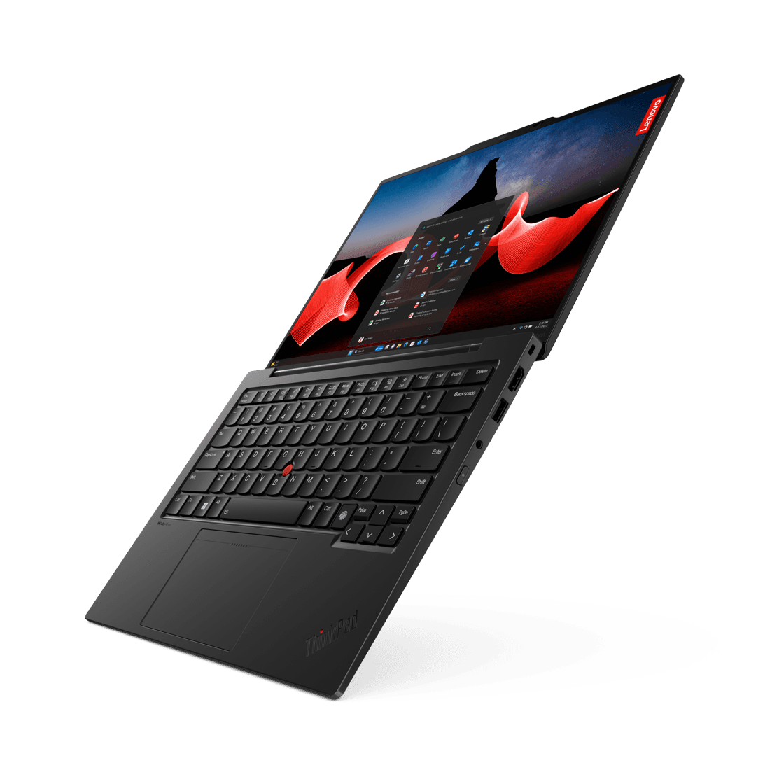 لابتوب ThinkPad X1 Carbon مفتوح بالكامل